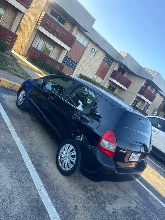 2008 Honda Fit - Image 2 of 6