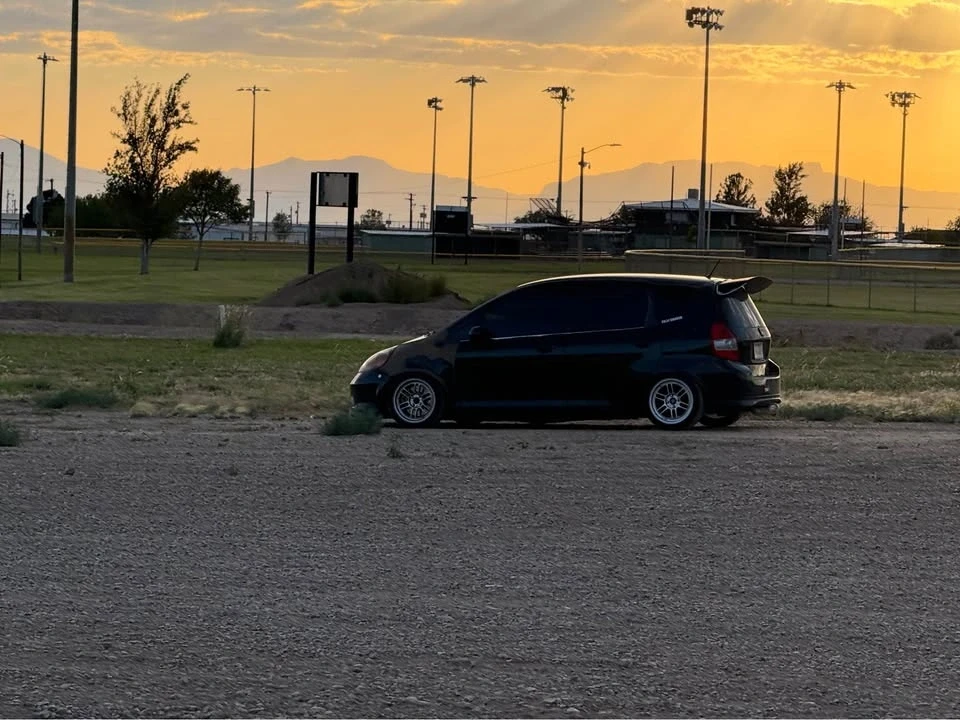 2008 Honda Fit - Image 11 of 16