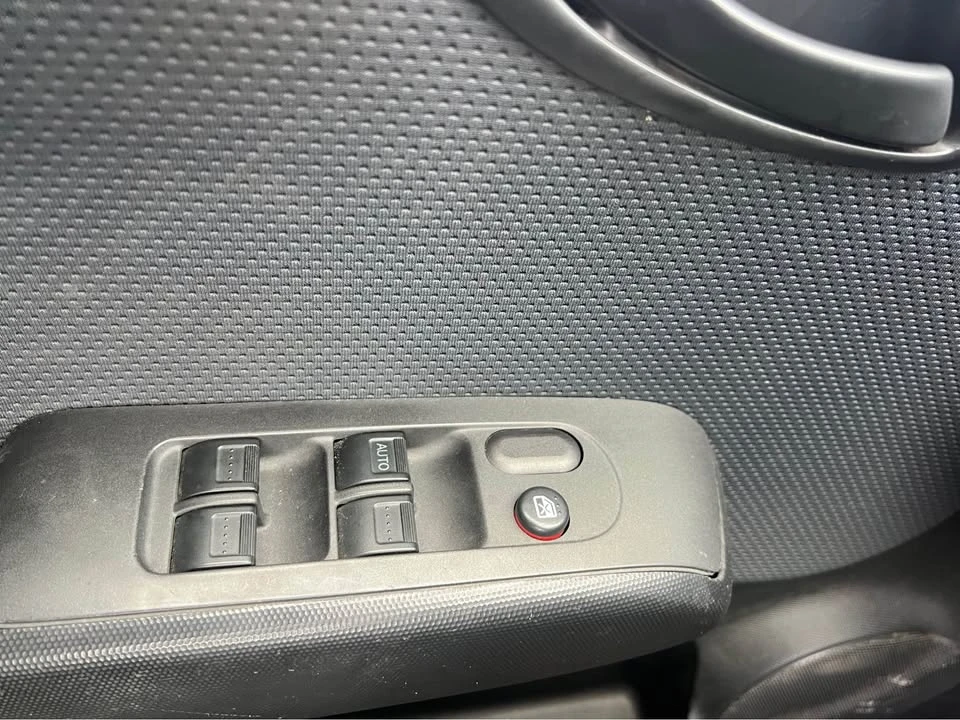 2008 Honda Fit - Image 12 of 14