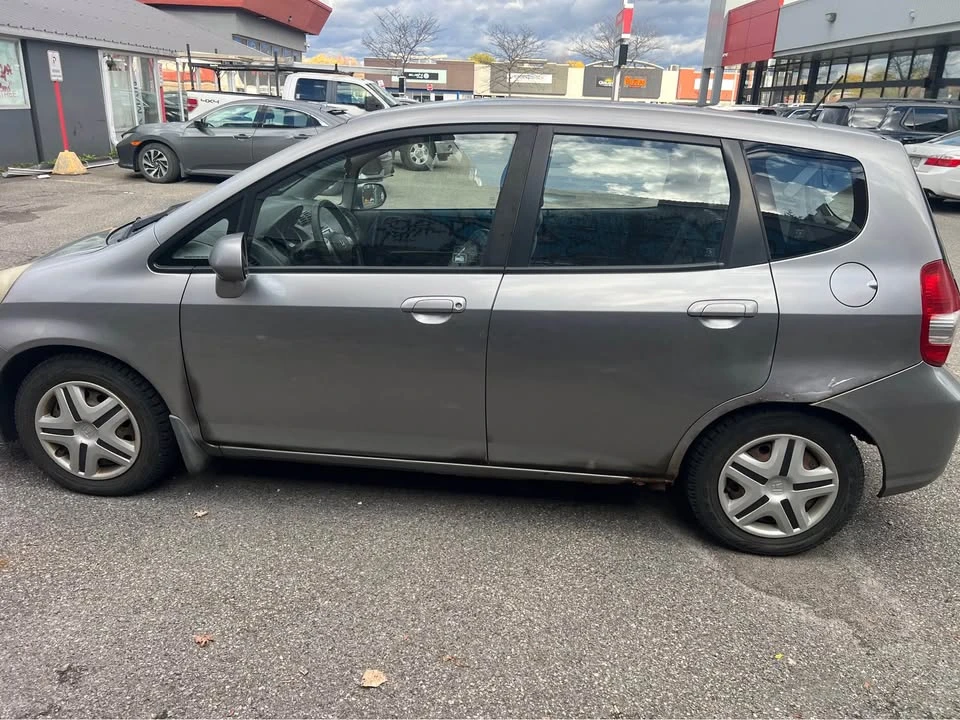 2008 Honda Fit - Image 8 of 14