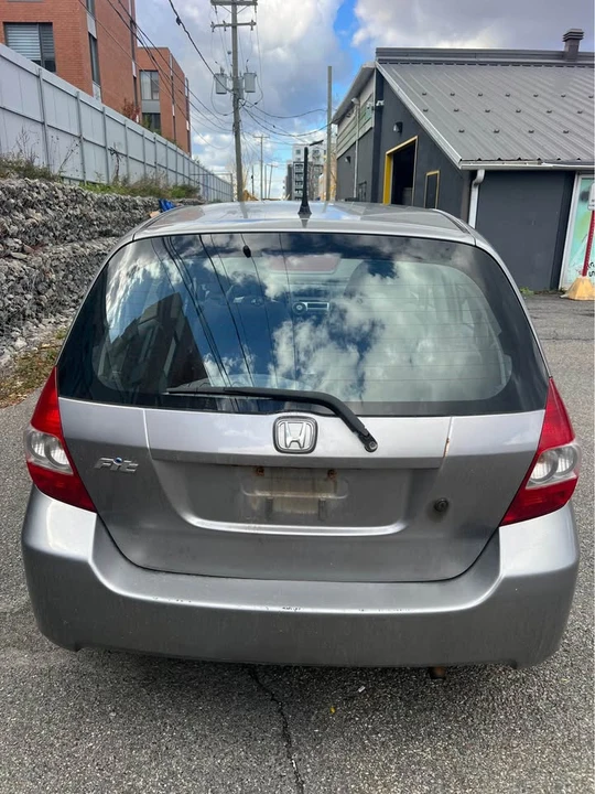 2008 Honda Fit - Image 3 of 14