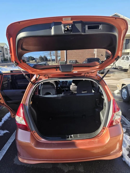 2008 Honda Fit - Image 2 of 8