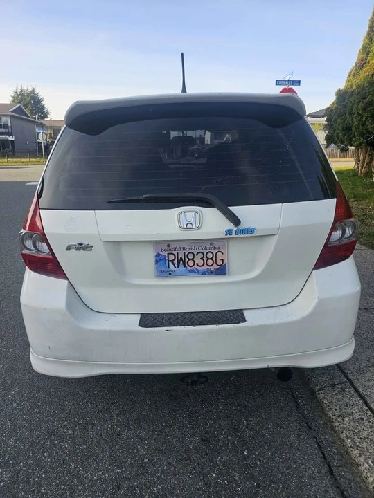 2008 Honda Fit - Image 2 of 14