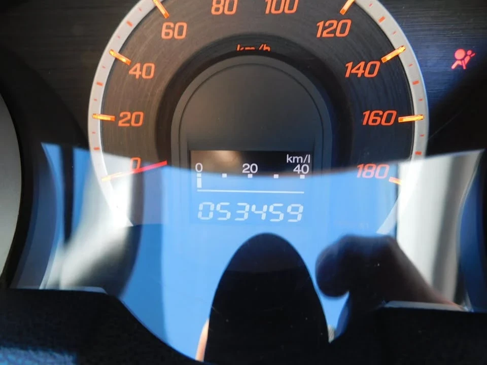 2008 Honda Fit - Image 7 of 17