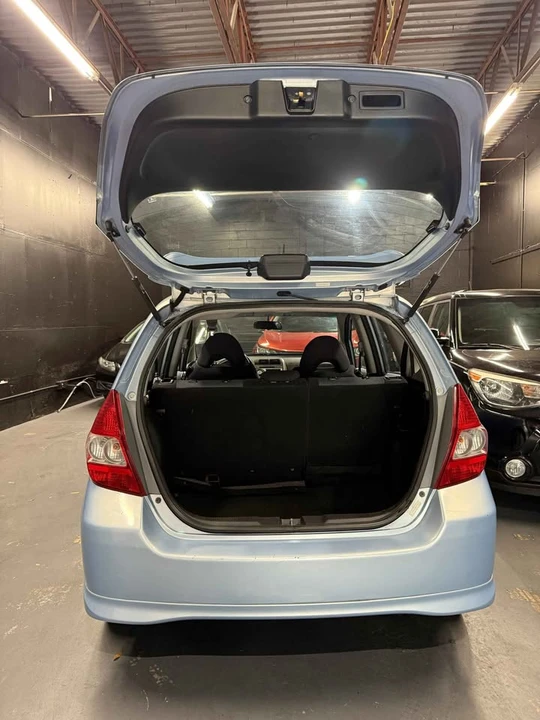 2008 Honda Fit - Image 6 of 14