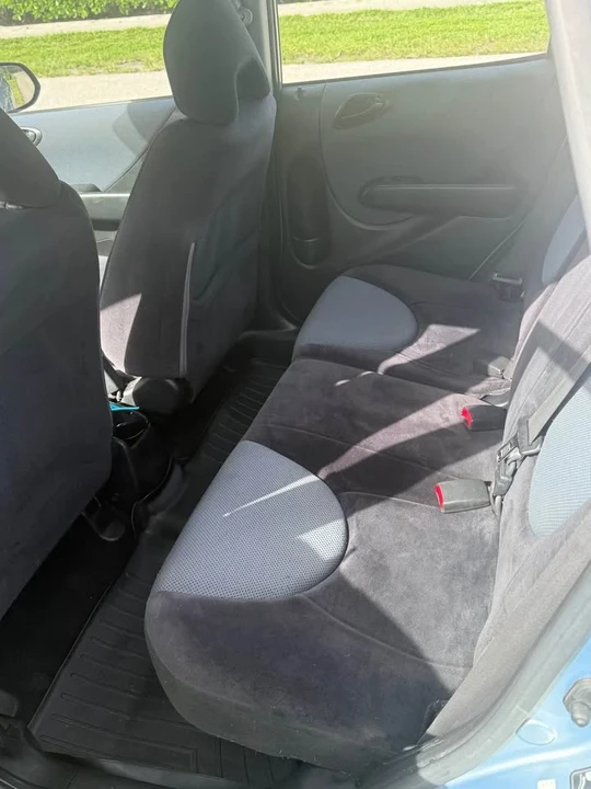 2008 Honda Fit - Image 5 of 7