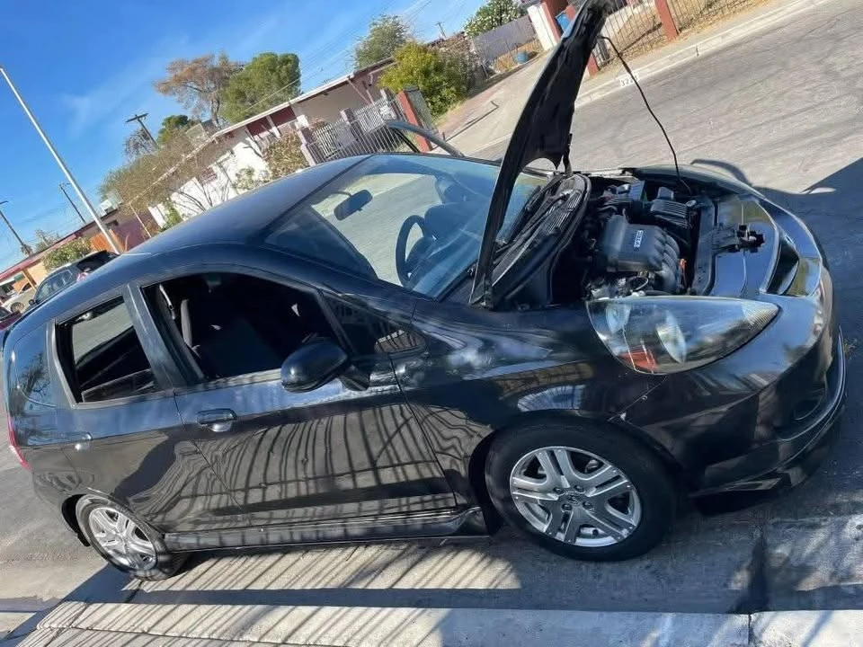 2008 Honda Fit - Image 2 of 6