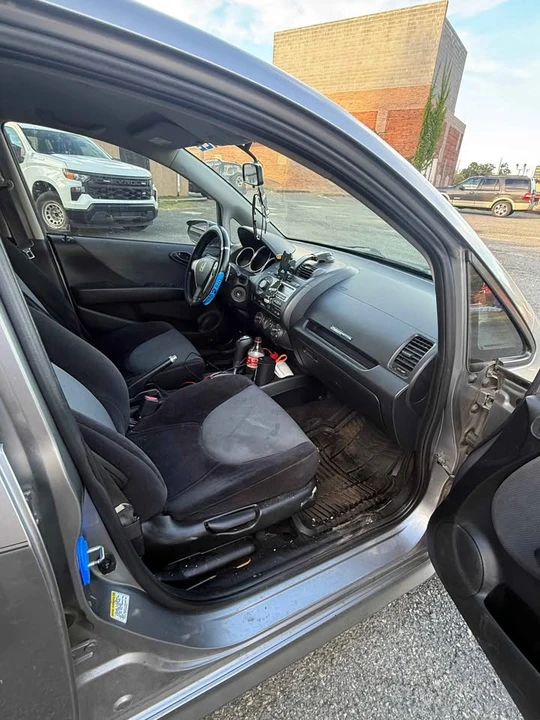 2008 Honda Fit - Image 17 of 18