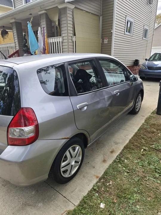 2008 Honda Fit - Image 6 of 8