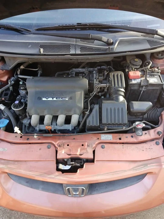 2008 Honda Fit - Image 6 of 8