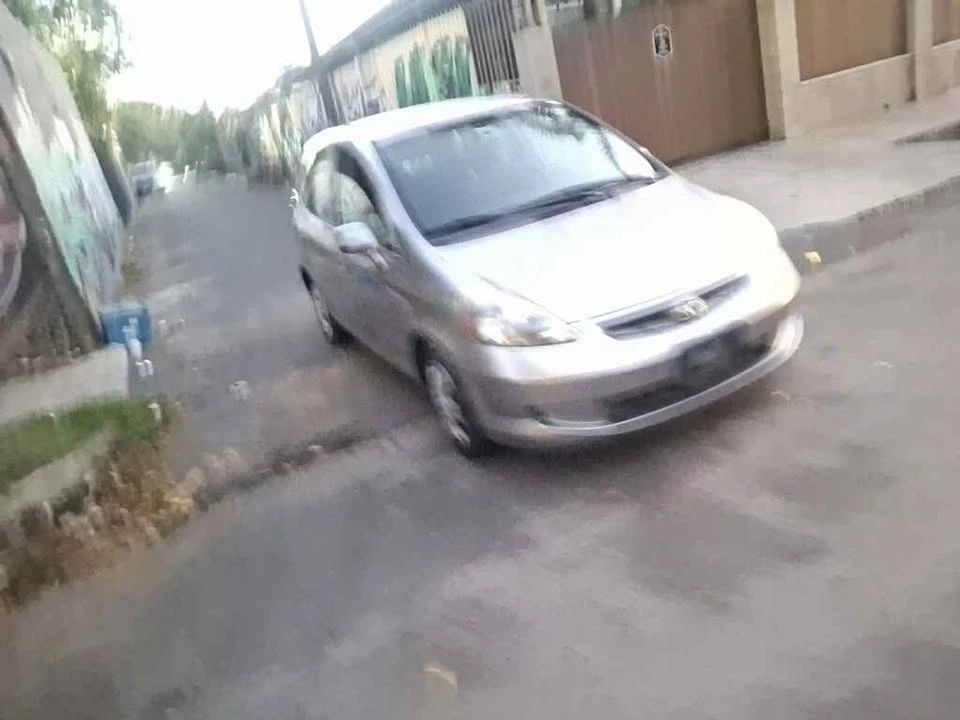 2008 Honda Fit - Image 4 of 10