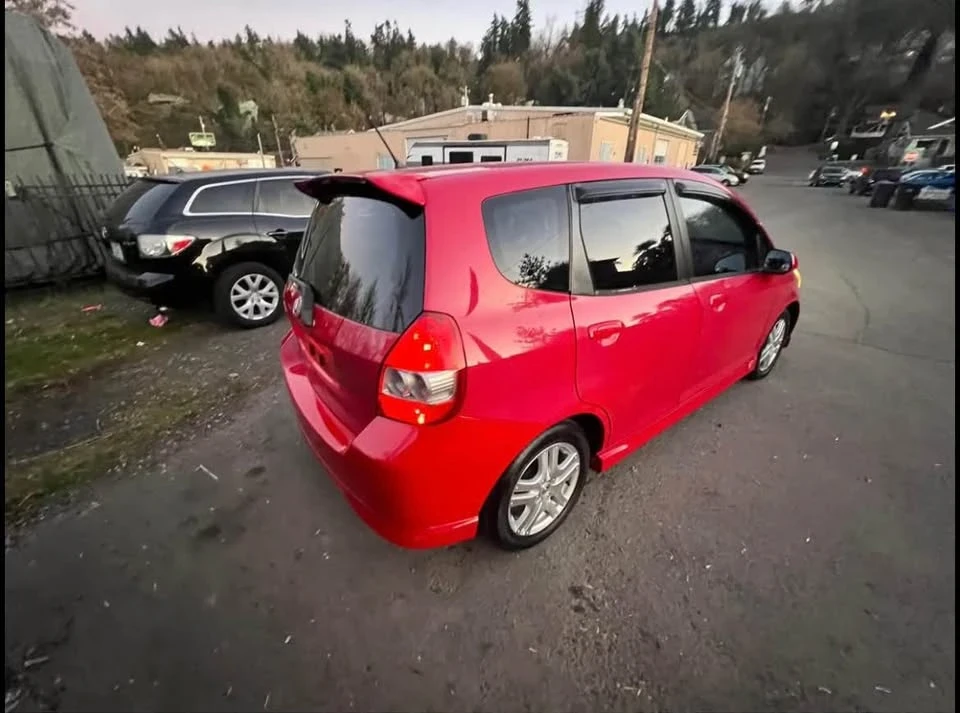 2008 Honda Fit - Image 6 of 12