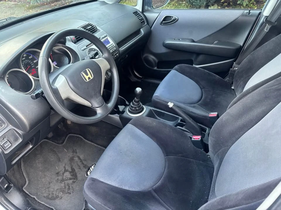 2008 Honda Fit - Image 7 of 13