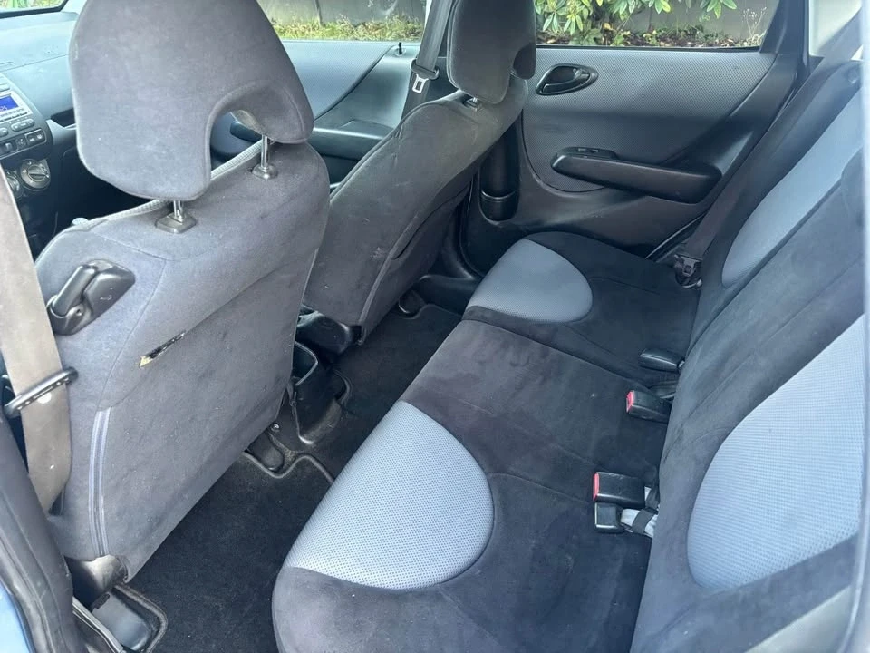 2008 Honda Fit - Image 10 of 13