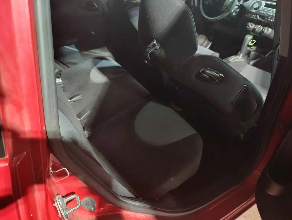 2008 Honda Fit - Image 3 of 4