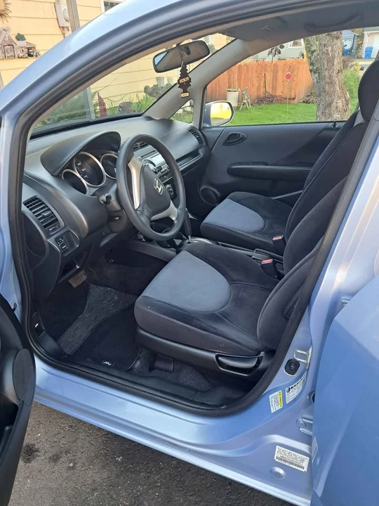 2008 Honda Fit - Image 7 of 10