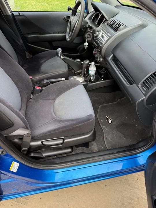 2008 Honda Fit - Image 4 of 8
