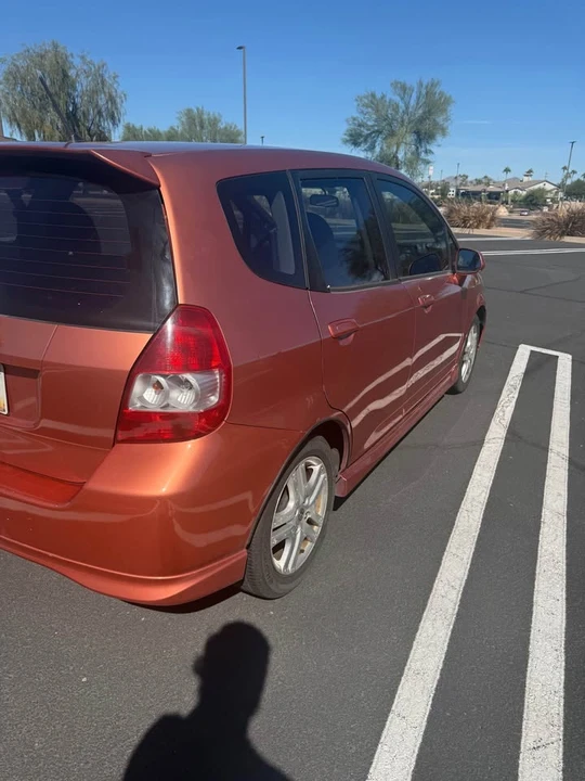 2008 Honda Fit - Image 5 of 10