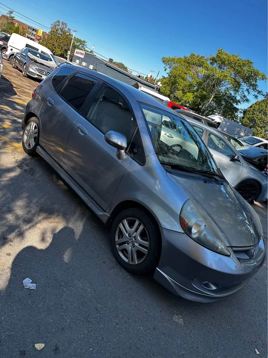 2008 Honda Fit - Image 2 of 11