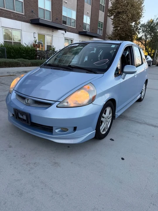 2008 Honda Fit - Image 2 of 10
