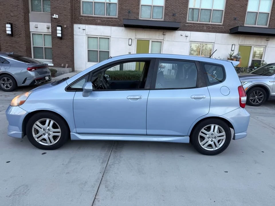 2008 Honda Fit - Image 7 of 10