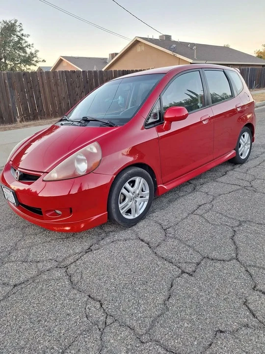 2008 Honda Fit - Image 2 of 12