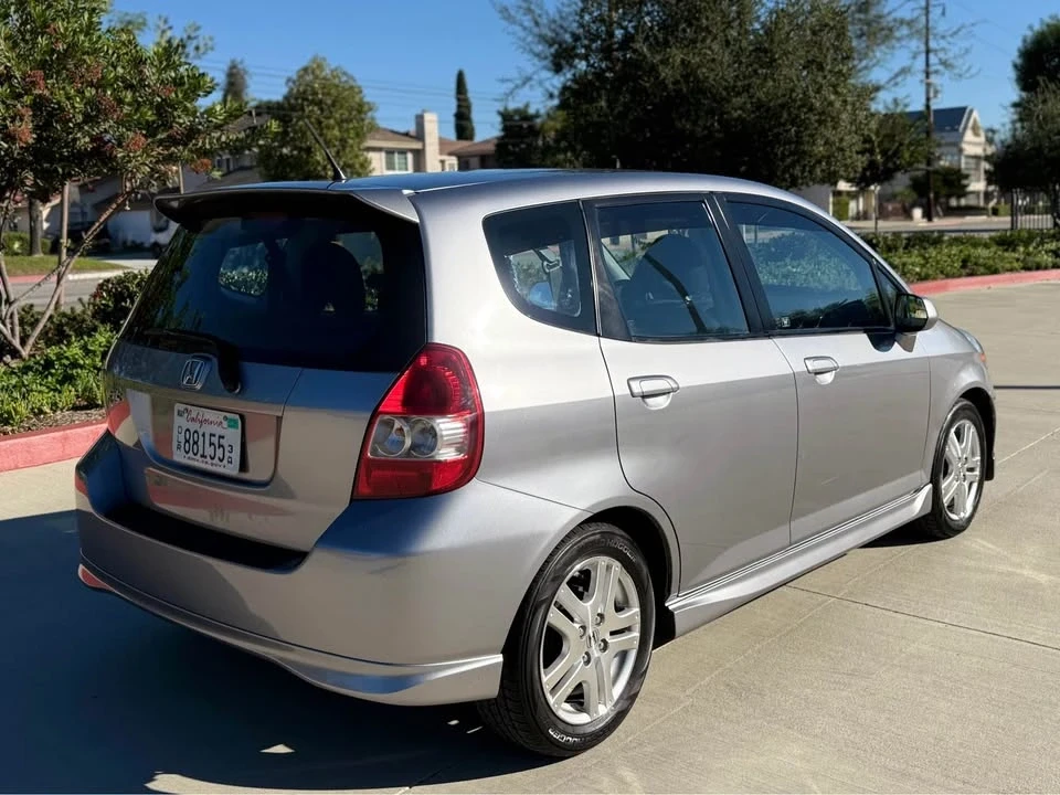 2008 Honda Fit - Image 5 of 16
