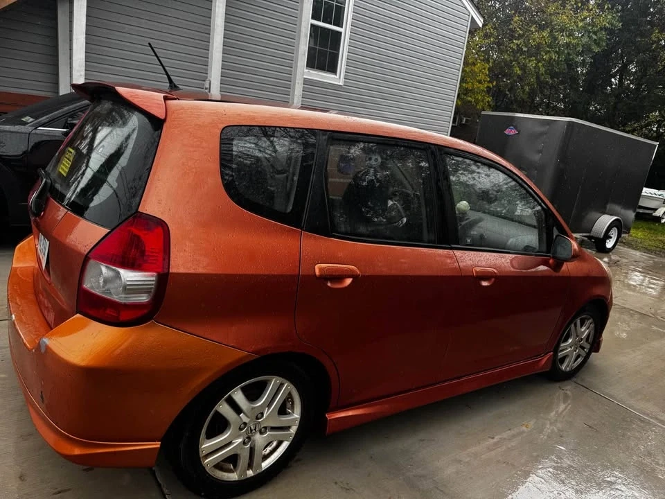 2008 Honda Fit - Image 2 of 16