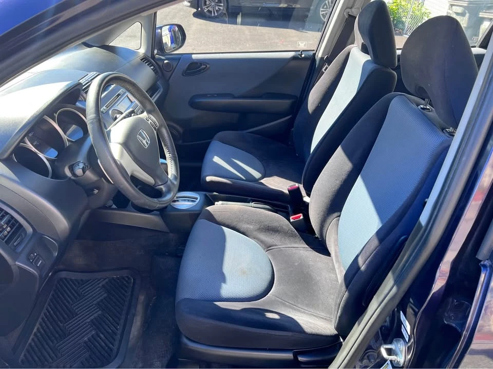 2008 Honda Fit - Image 6 of 10