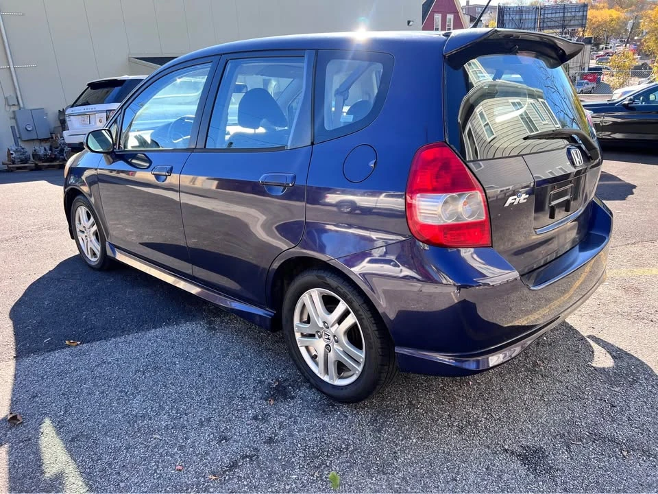 2008 Honda Fit - Image 2 of 10