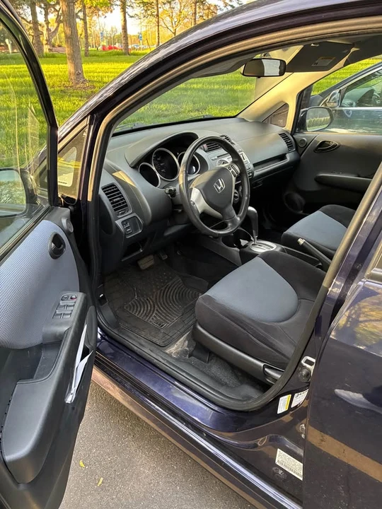 2008 Honda Fit - Image 12 of 12