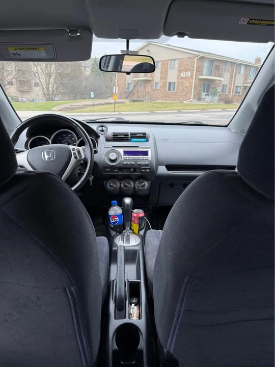 2008 Honda Fit - Image 2 of 12