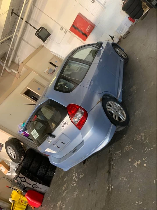 2008 Honda Fit - Image 2 of 7
