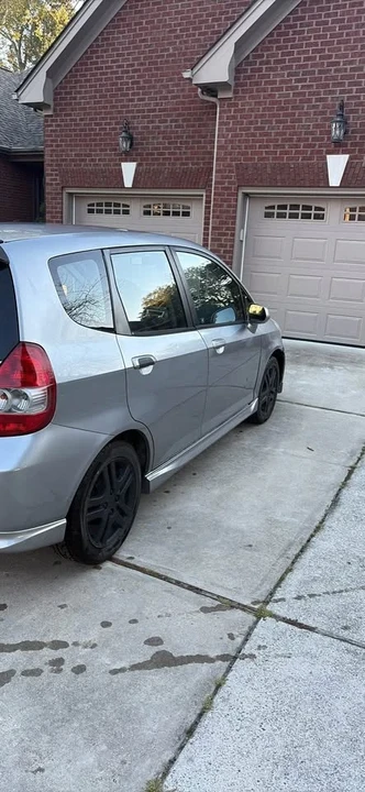 2008 Honda Fit - Image 5 of 10