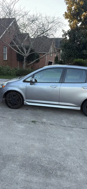 2008 Honda Fit - Image 2 of 10
