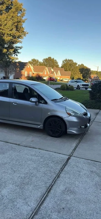 2008 Honda Fit - Image 6 of 10