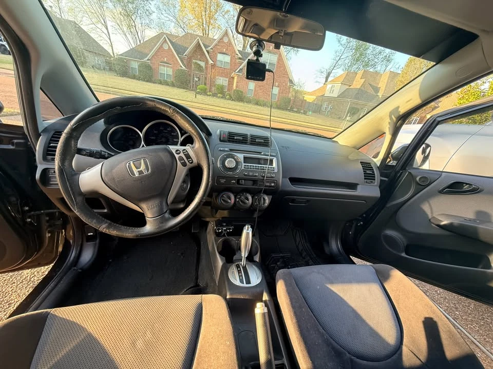 2008 Honda Fit - Image 4 of 8