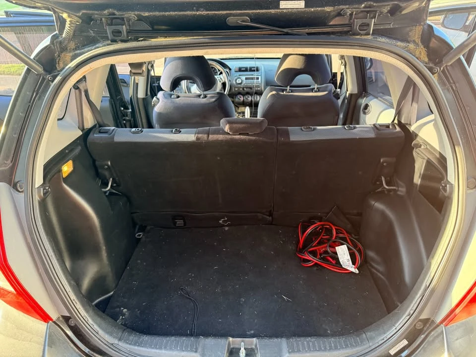 2008 Honda Fit - Image 6 of 8