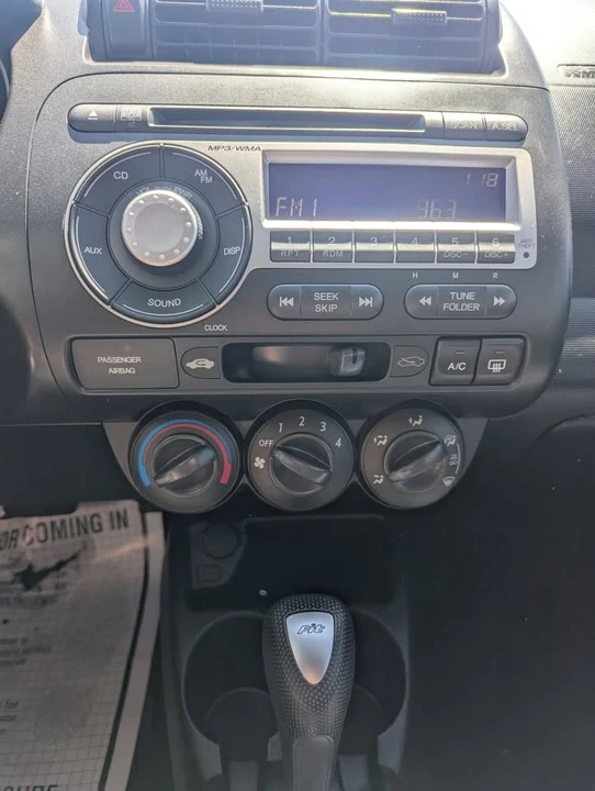 2008 Honda Fit - Image 6 of 18