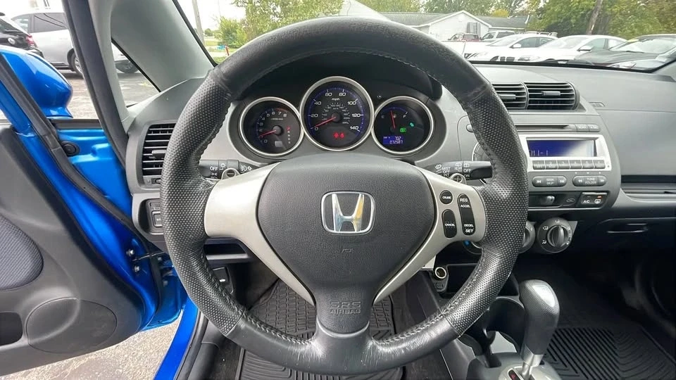 2008 Honda Fit - Image 9 of 19