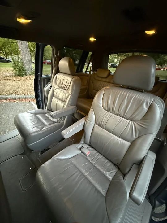 2008 Honda Odyssey - Image 16 of 20