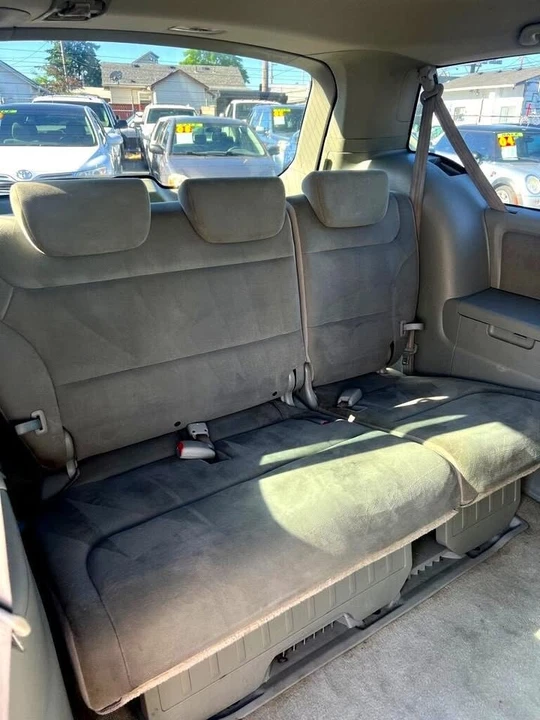 2008 Honda Odyssey - Image 9 of 12