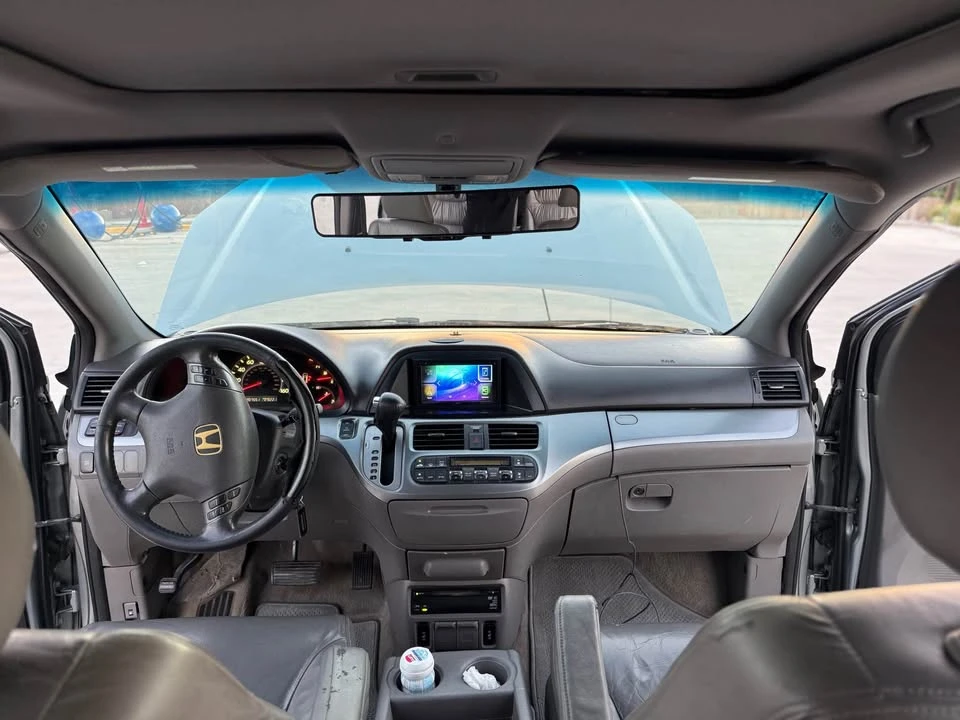 2008 Honda Odyssey - Image 6 of 12