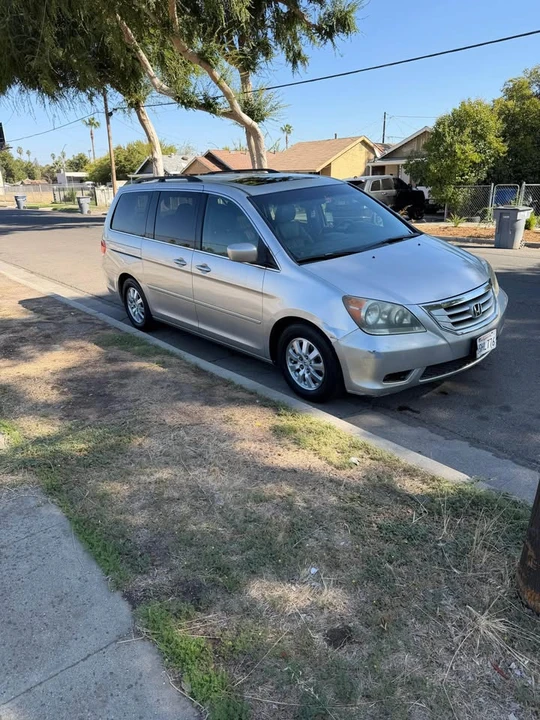 2008 Honda Odyssey - Image 3 of 11