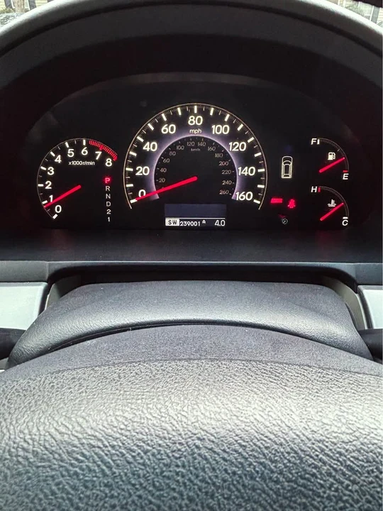 2008 Honda Odyssey - Image 6 of 6