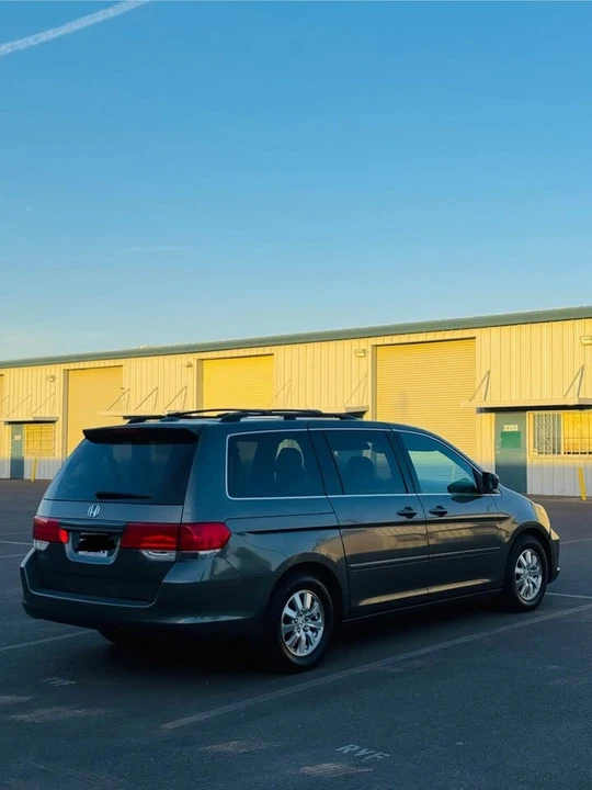 2008 Honda Odyssey - Image 4 of 10