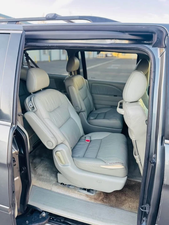 2008 Honda Odyssey - Image 7 of 10