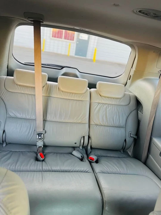 2008 Honda Odyssey - Image 8 of 10