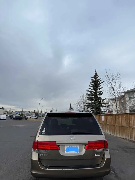 2008 Honda Odyssey - Image 10 of 15