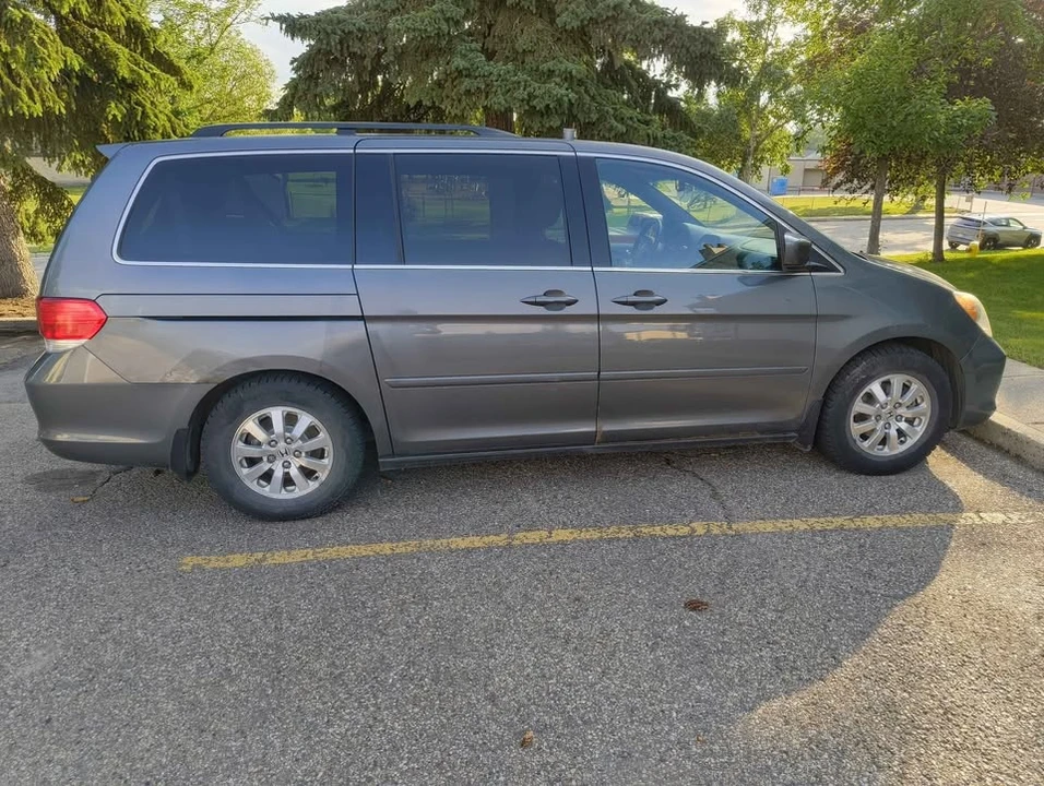 2008 Honda Odyssey - Image 6 of 18